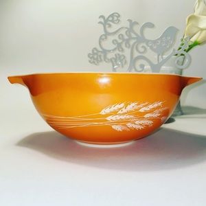 Vintage Pyrex Autumn Harvest 443 Cinderella Bowl